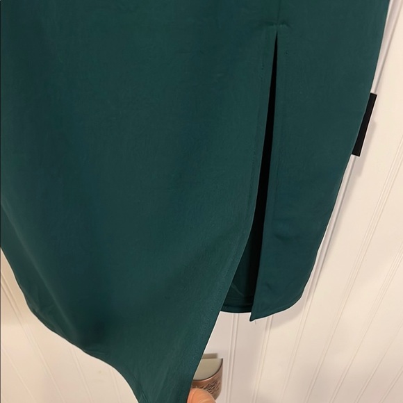 Lulus Never look back Hunter Green backless midi dress size medium NWT - Picture 12 of 15